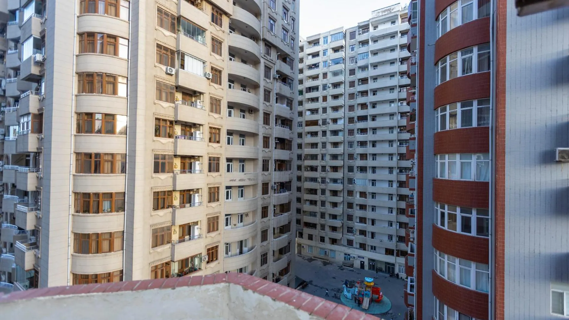 Baku Central Apartments 0*,